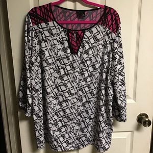 Women’s 2x top